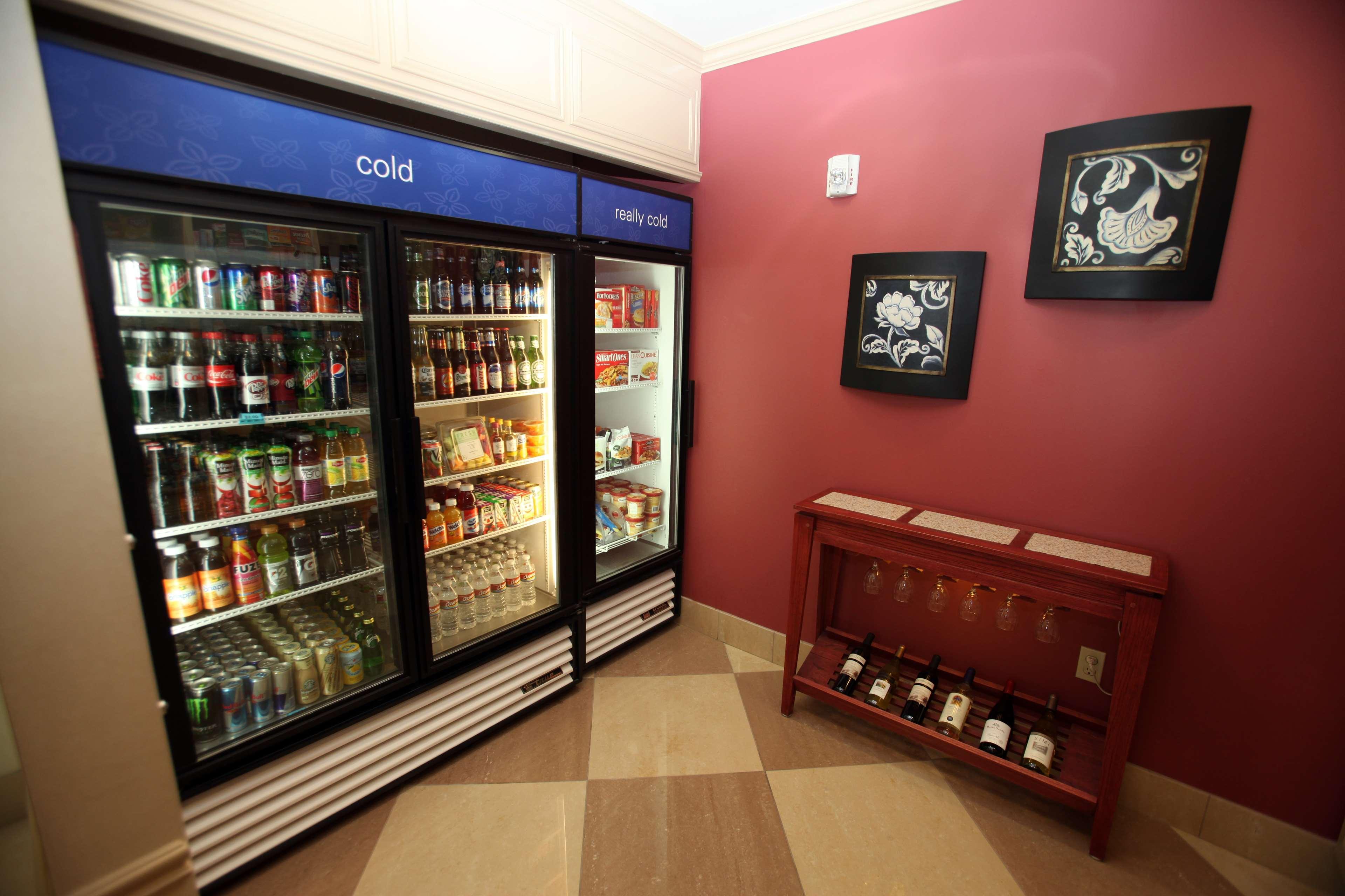 Hilton Garden Inn Houston Energy Corridor Restoran gambar